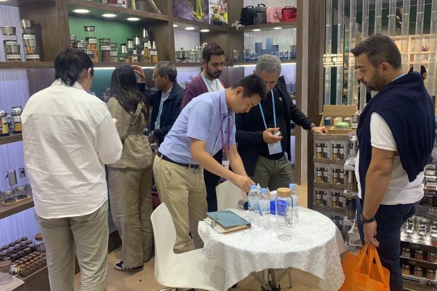 广交会二期：Aelga展位人气爆棚 视觉张力与研发实力引全球客商驻足